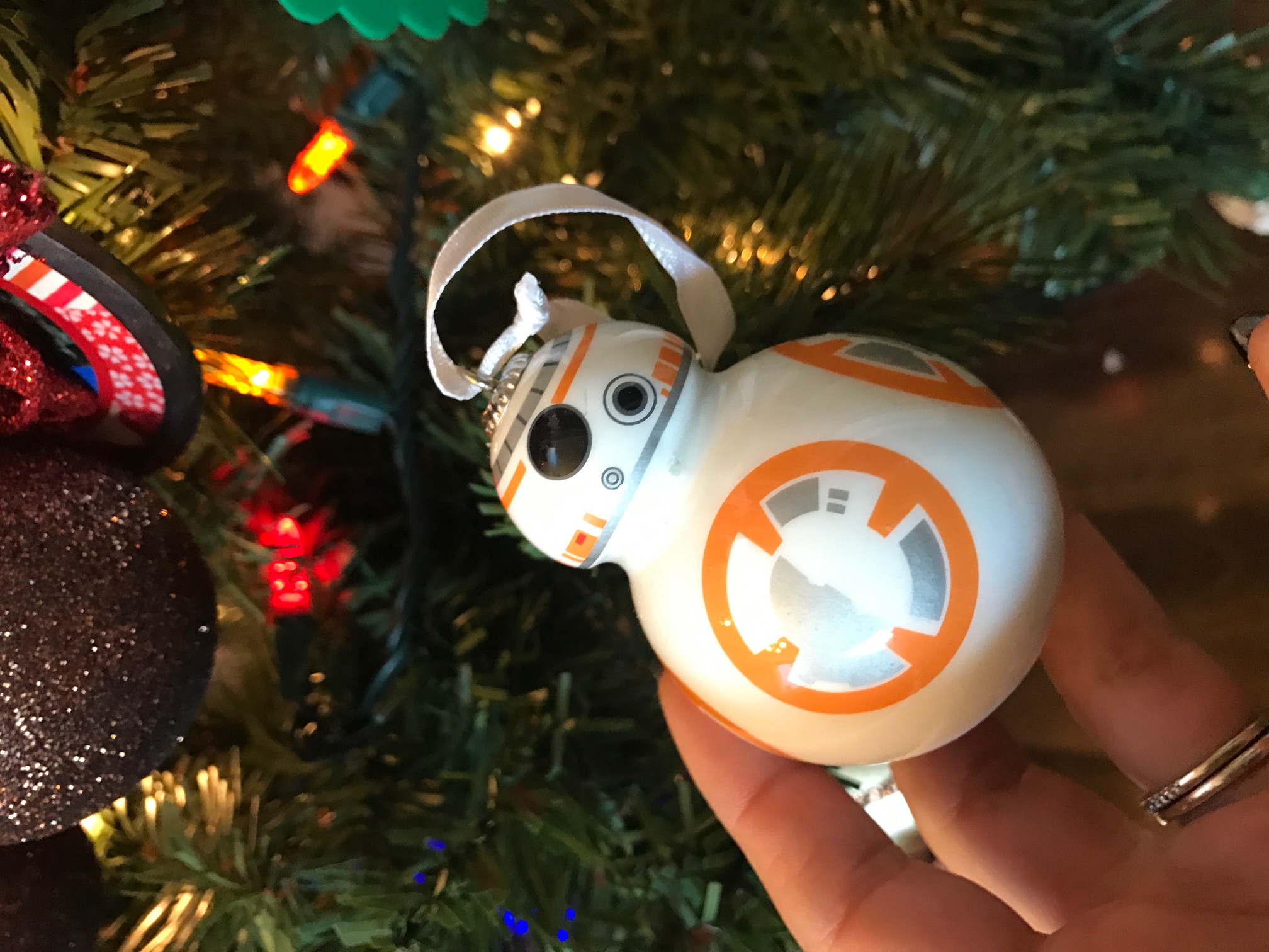 5 holiday must haves from hallmark canada giveaway 5 holiday must haves from hallmark canada giveaway