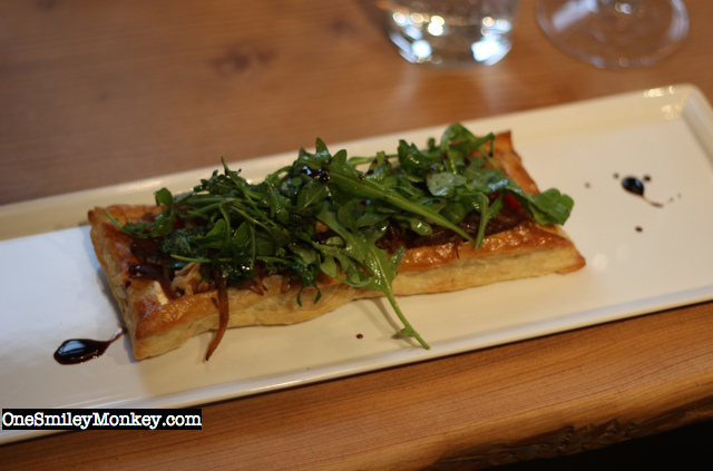 Caramelize Onion and Goat Cheese Tart 