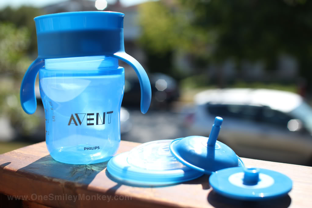 A Leak-Proof Sippy Cup That Keeps Drinks Cool {Review + Giveaway