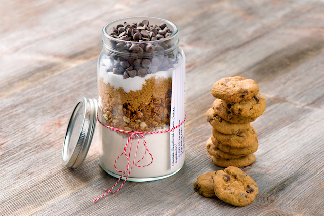 Chocolate Gingerbread Crunch Cookies-Mason Jar Cookie Mix