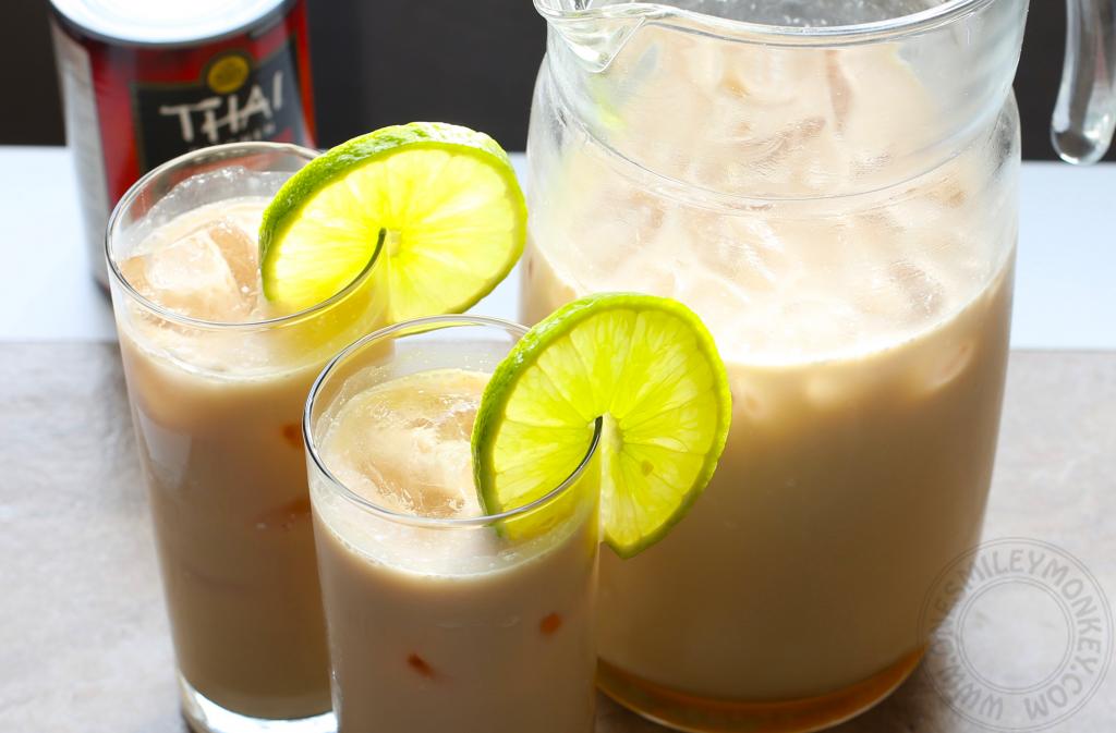 Sweet Iced Tea with Coconut Milk {Recipe}