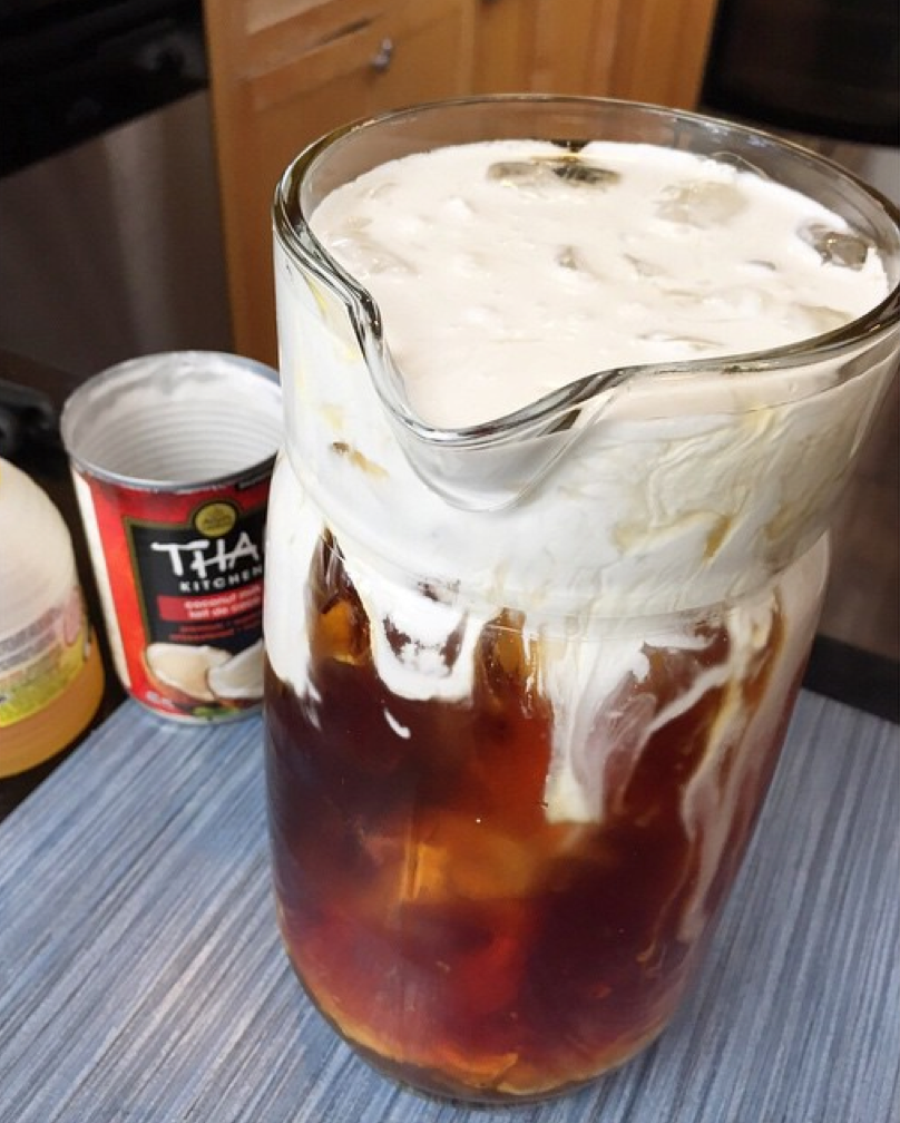 Sweet Iced Tea with Coconut Milk {Recipe}