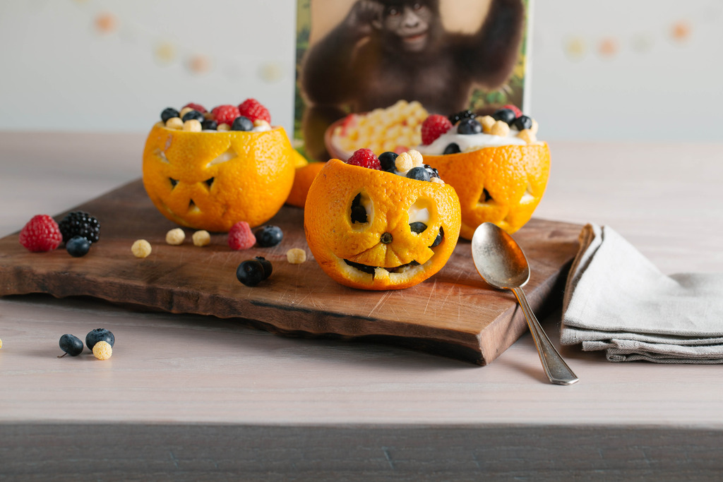 Easy Halloween Snack Recipes { Boo-Nanas and Jack-O-Lanters}