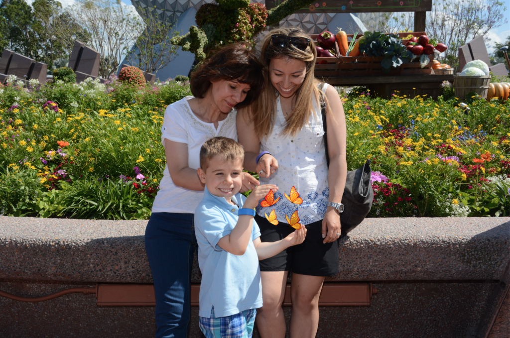 5 Tips For Visiting Walt Disney World With Young Kids {5 and Under}