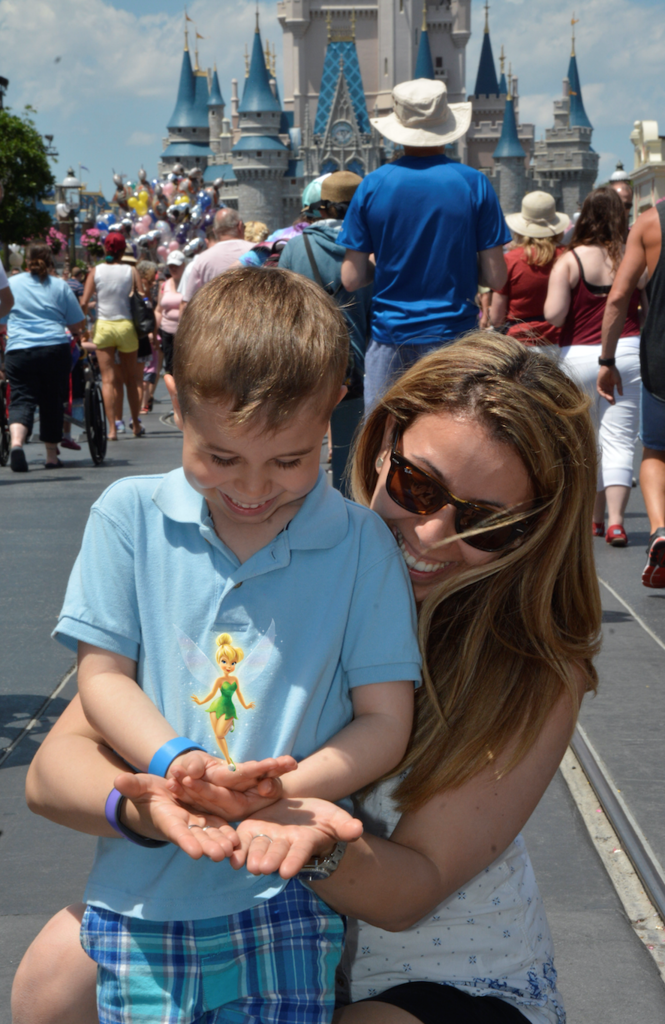 5 Tips For Visiting Walt Disney World With Young Kids {5 and Under}