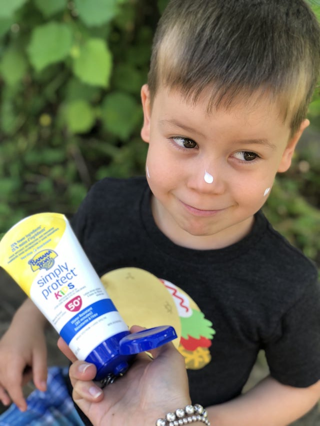 Banana Boat Simply Protect Kids Sunscreen Lotion Review