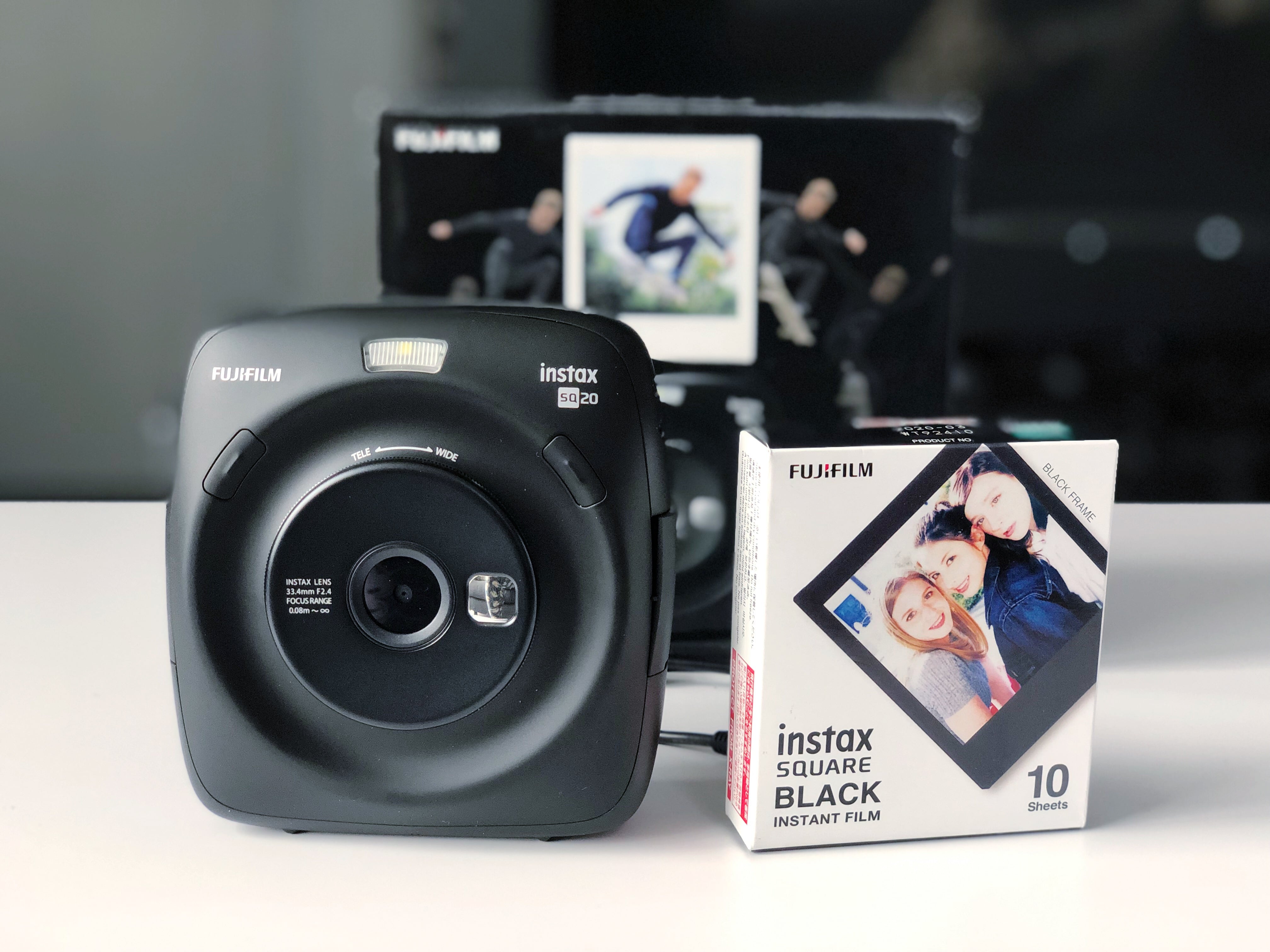 Uitlijnen Bedankt het dossier NEW Fujifilm instax Square SQ20 Review - OneSmileyMonkey.com