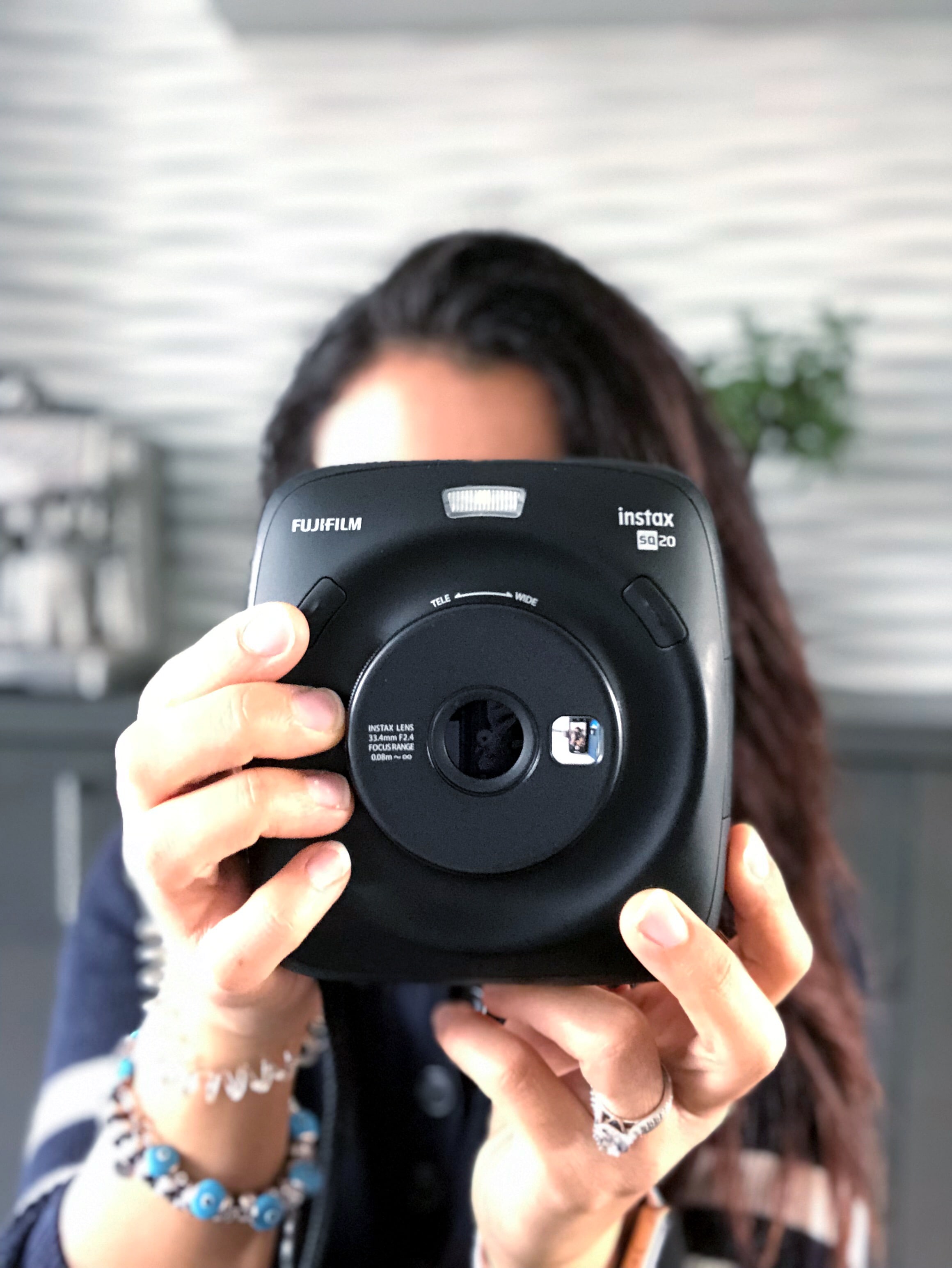 NEW Fujifilm instax Square SQ20 Review