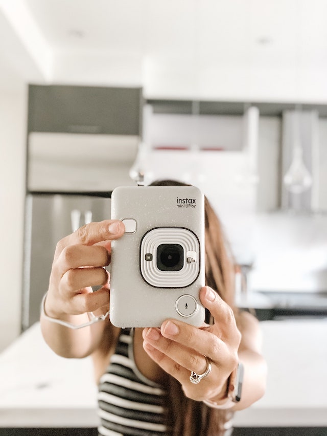 All About: instax mini LiPlay 