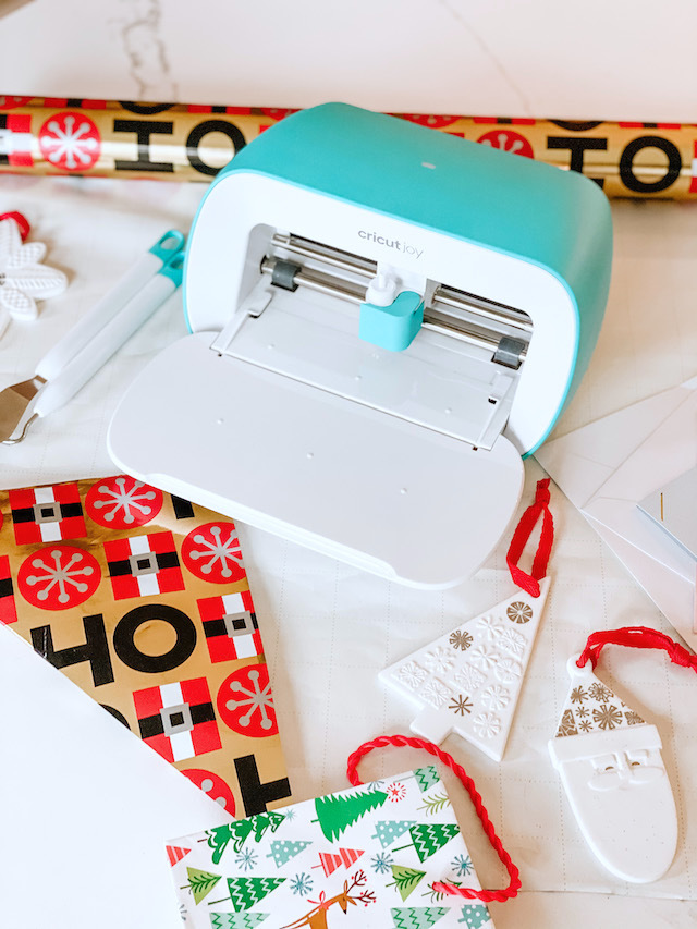 The Cricut Joy, A Wonderful Holiday Gift Idea!