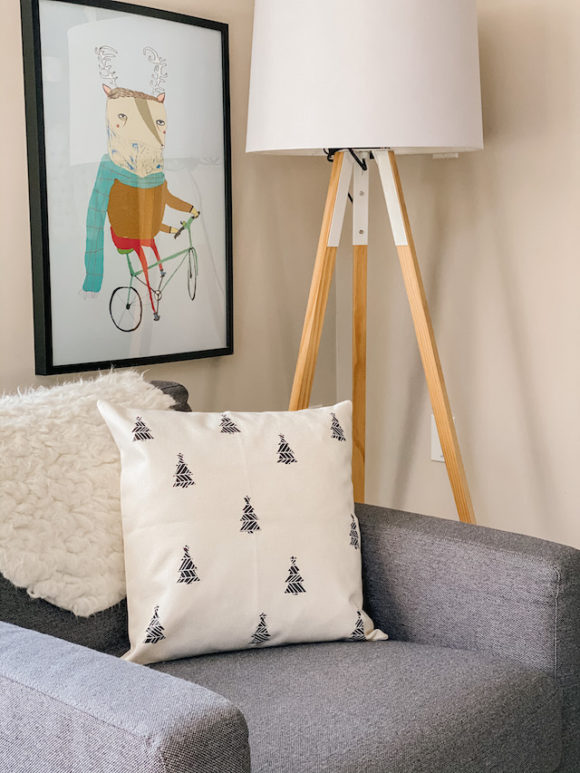 DIY Minimalist Scandinavian Style Holiday Pillow Gift with Cricut