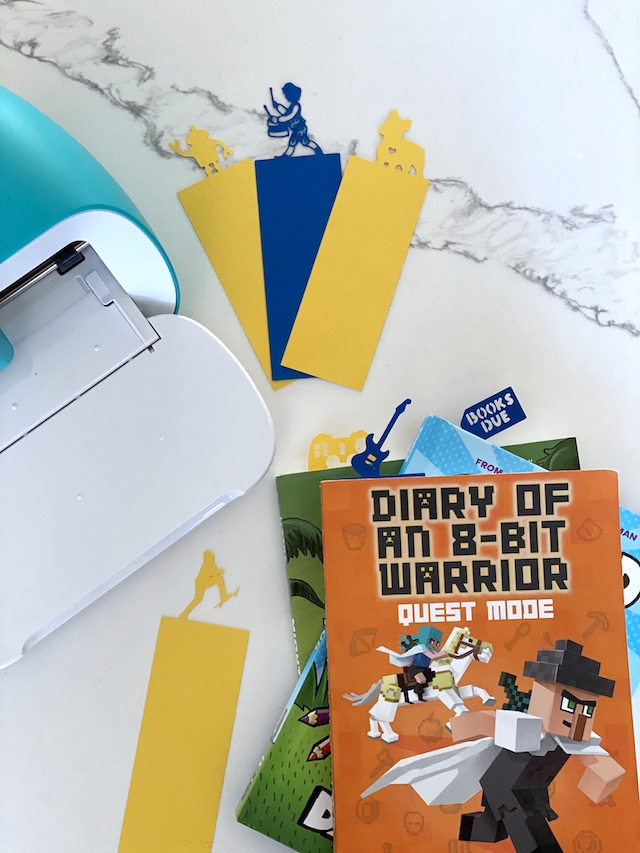 Fun Indoor Activity for Kids, Making Personalized Bookmarks with CricutFun Indoor Activity for Kids, Making Personalized Bookmarks with Cricut