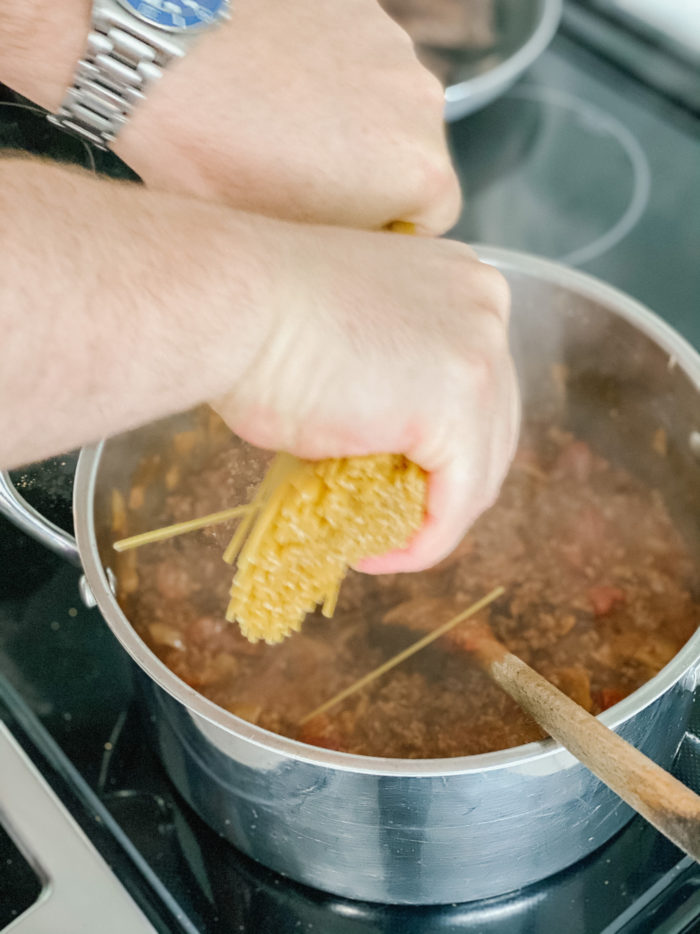 Easy One-Pot Taco Spaghetti Recipe