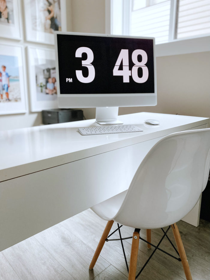 How to Get Black Retro Flip Clock as Your Screensaver on Mac