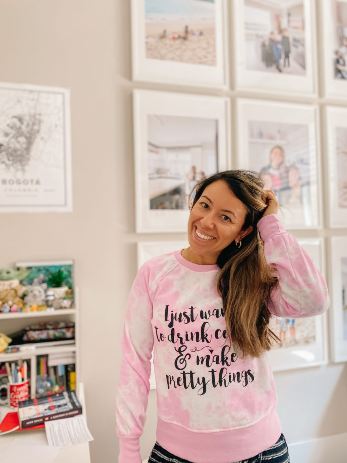 Custom Hoodie/Sweatshirt Idea DIY with Cricut