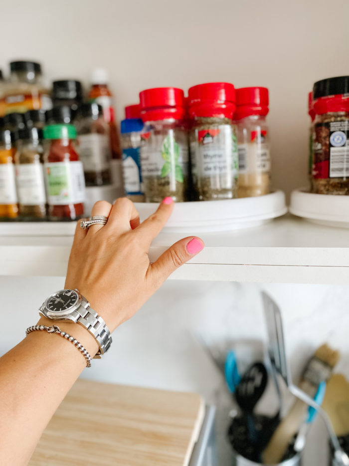 Simple Tips to Organize Your Spice Cupboard