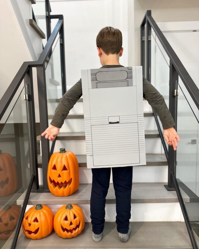 DIY Game Boy Halloween Costume Idea