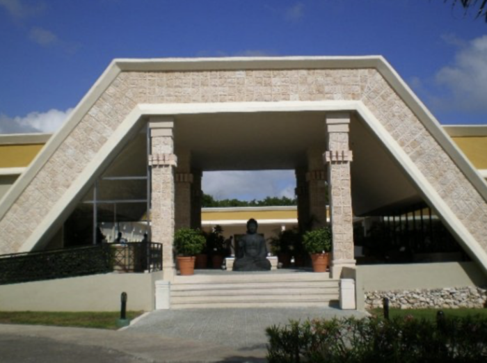 Sandos Caracol Eco Resort in Playa del Carmen {Review}