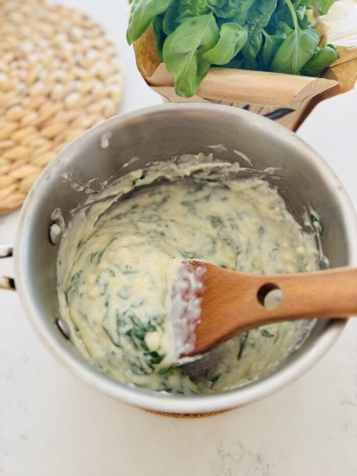 Easy and Delicious Creamy Basil Pasta Sauce Recipe