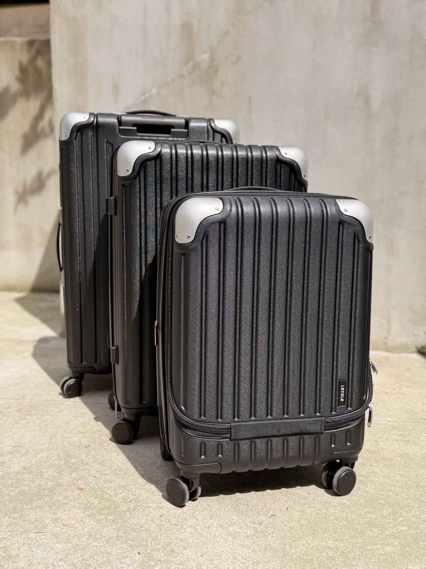 Why I’m So Picky About Luggage (and Why the LEVEL8 Grace Set Impressed Me)
